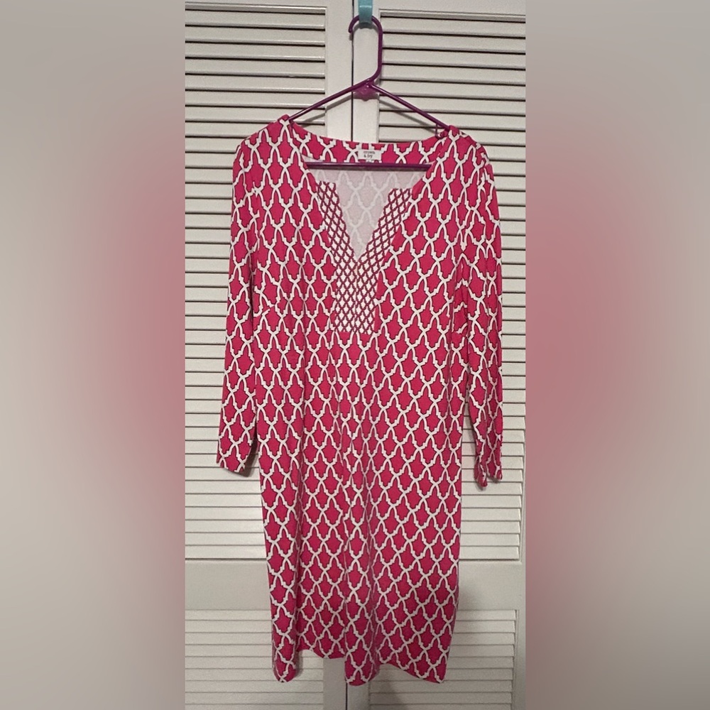 Crown & Ivy Pink and White Patterned Blouse